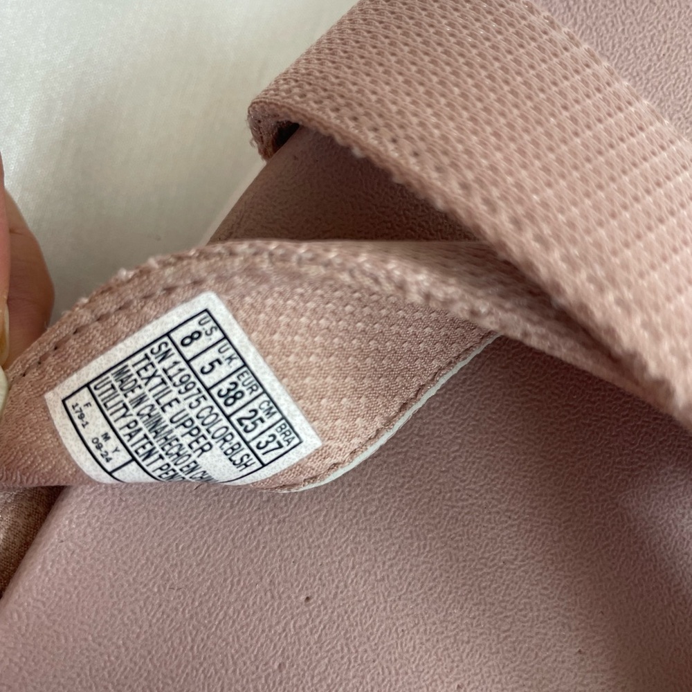 SKECHERS Women’s Sandals Slip-ins Hands Free soft pink Size 8 - Picture 9 of 12